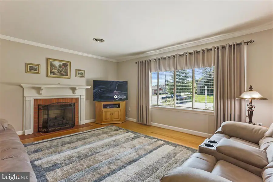 16040 Cloverton Ln, Williamsport, MD 21795 - Image #2