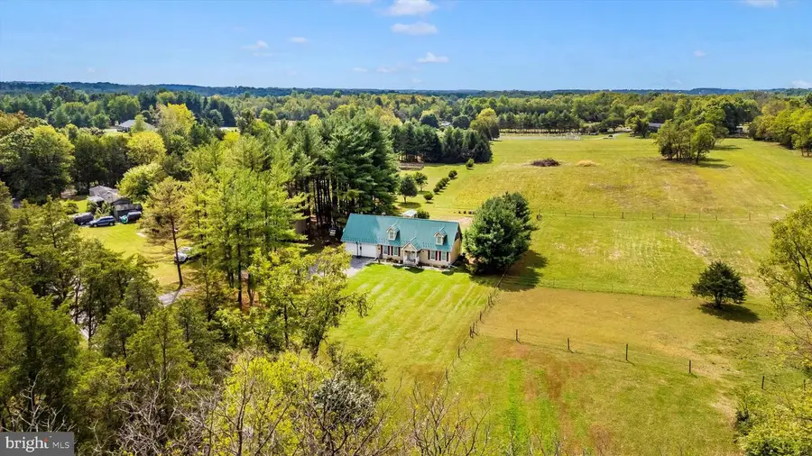 14312 Gossard Mill Rd, Hagerstown, MD 21740 - Image #2