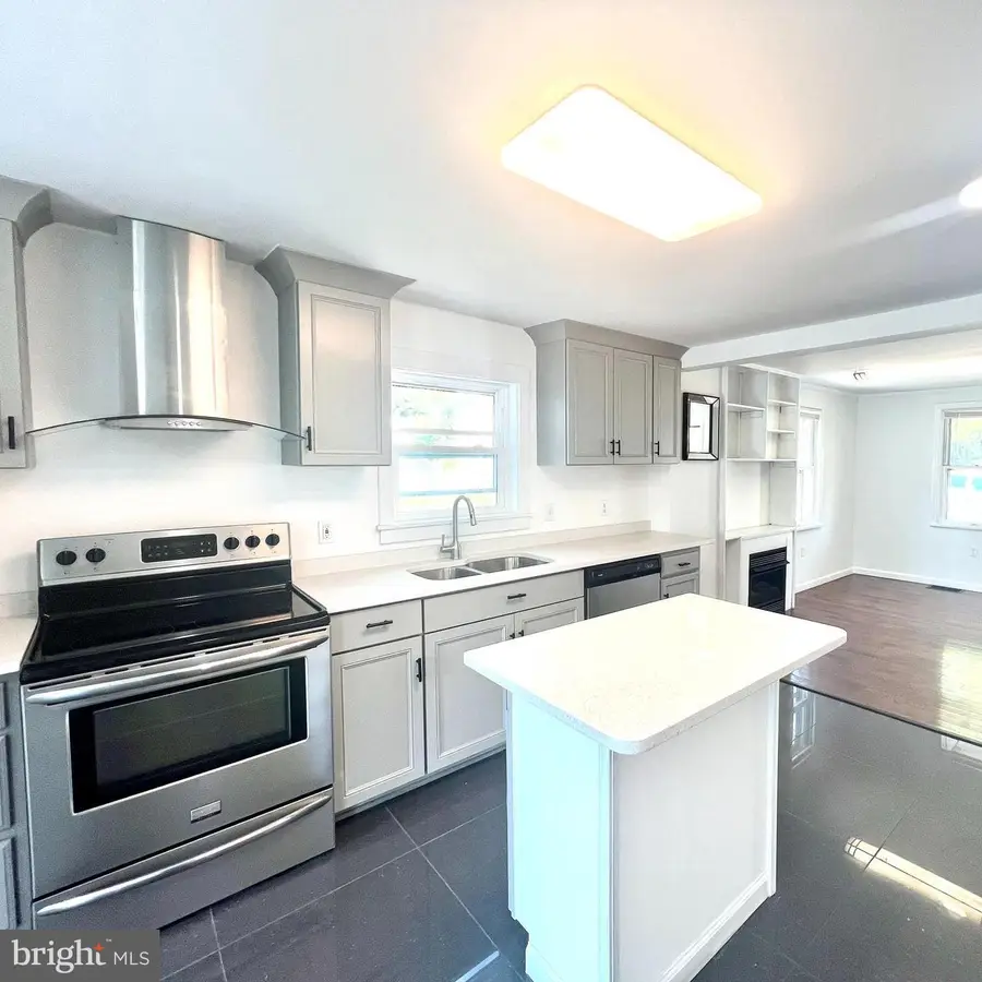 351 Liberty St, Hagerstown, MD 21740 - Image #2