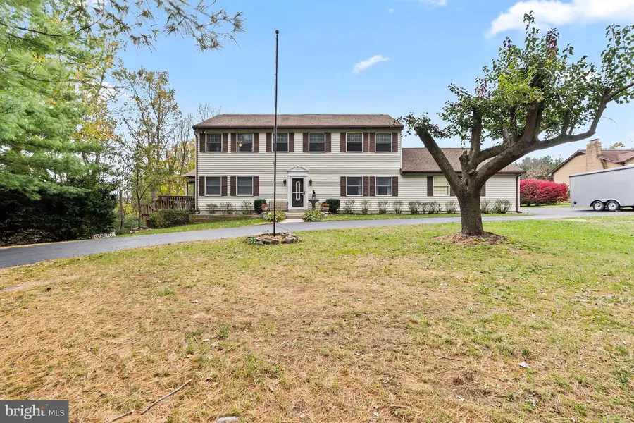 18347 Manor Church Rd, Boonsboro, MD 21713 - Image #2