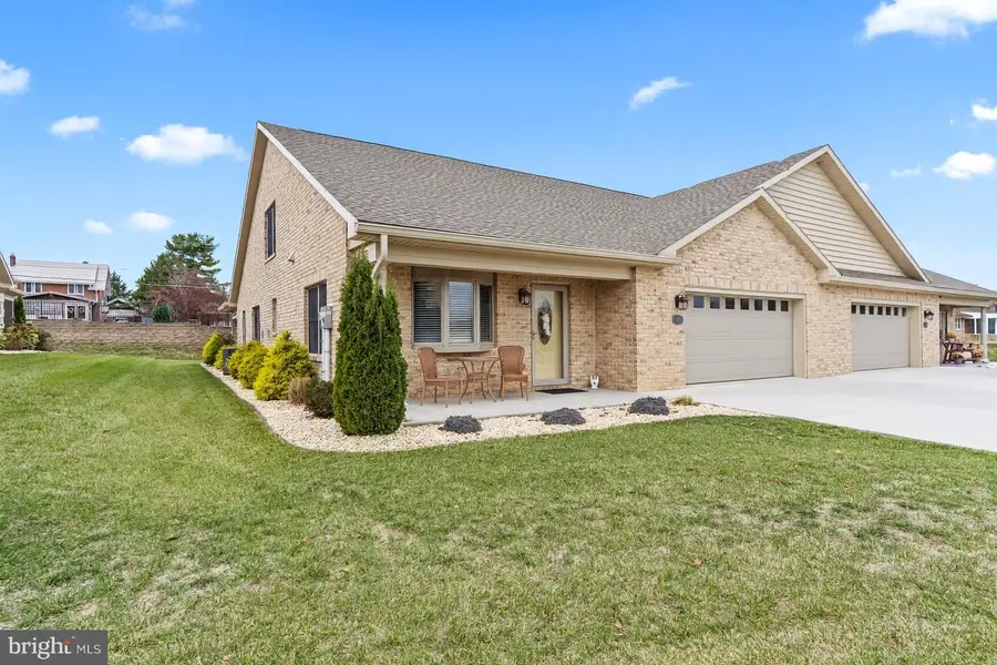 13366 Marquise Dr, Hagerstown, MD 21742 - Image #2