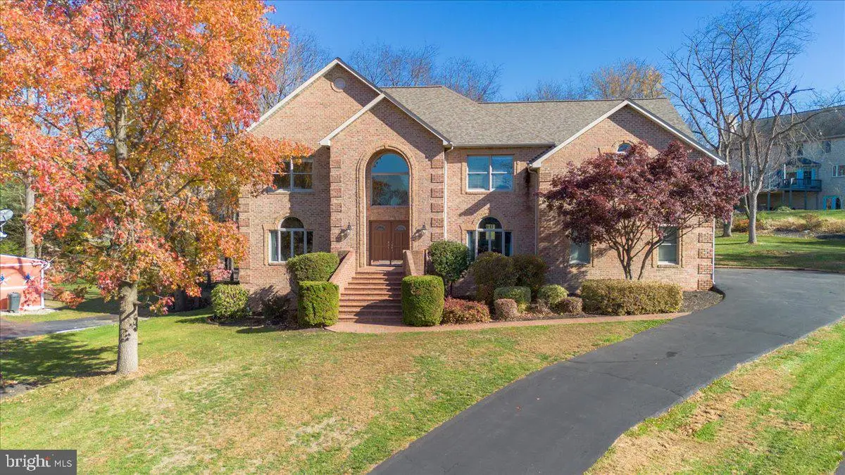 20314 Parkwood Ct, Hagerstown, MD 21742 - Image #1