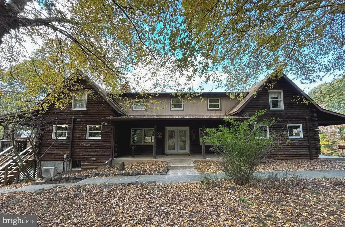 1402 Hoffmaster Rd, Knoxville, MD 21758 - Image #1