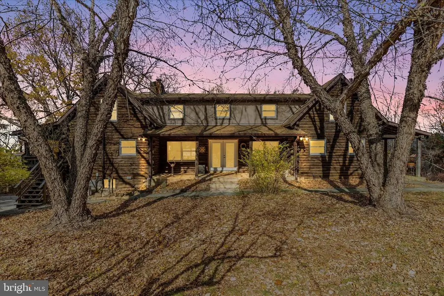 1402 Hoffmaster Rd, Knoxville, MD 21758 - Image #2