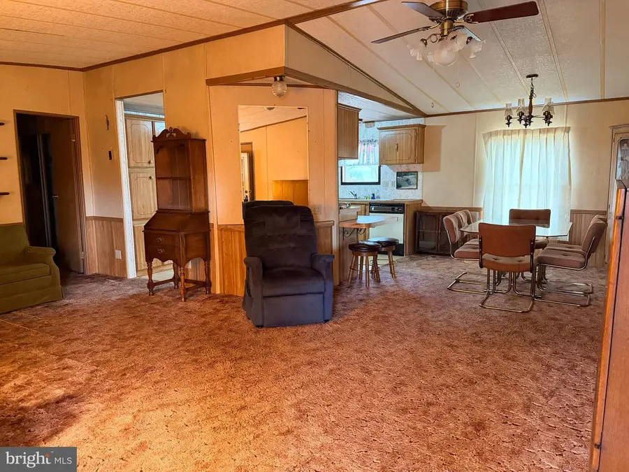 16872 Shinham Rd, Hagerstown, MD 21740 - Image #2