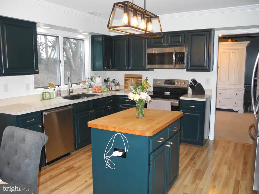 19702 Portsmouth Dr, Hagerstown, MD 21742 - Image #3