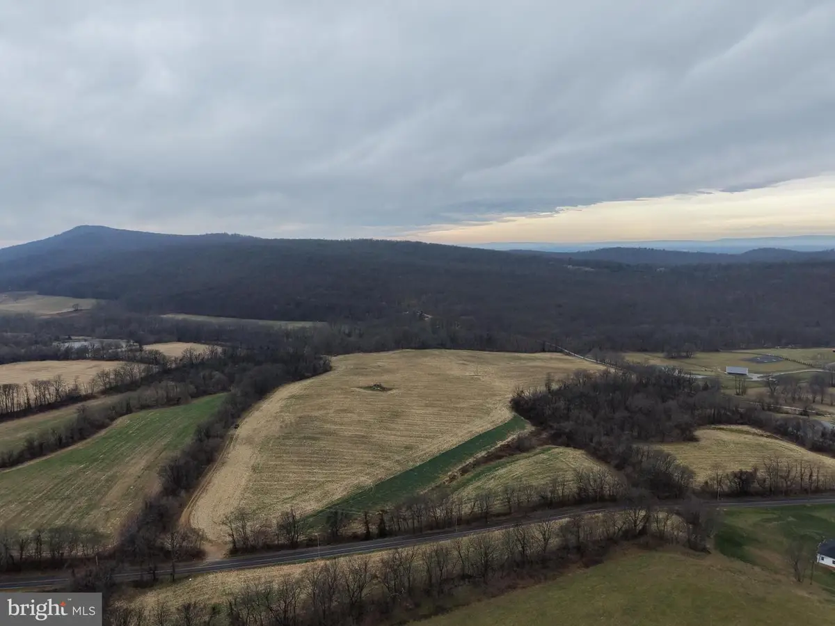 3940 Trego Rd, Keedysville, MD 21756 - Image #1