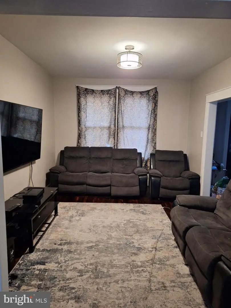 526 W Franklin St, Hagerstown, MD 21740 - Image #2