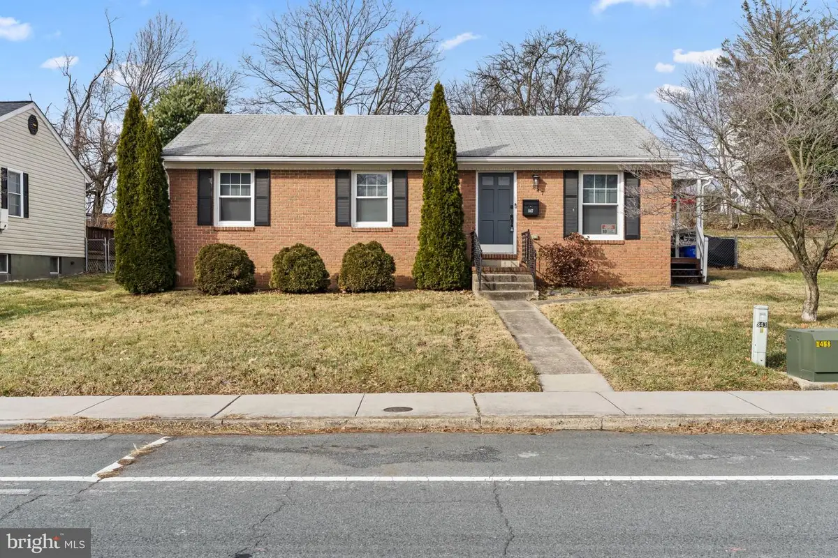 847 Pine St, Hagerstown, MD 21740 - Image #1