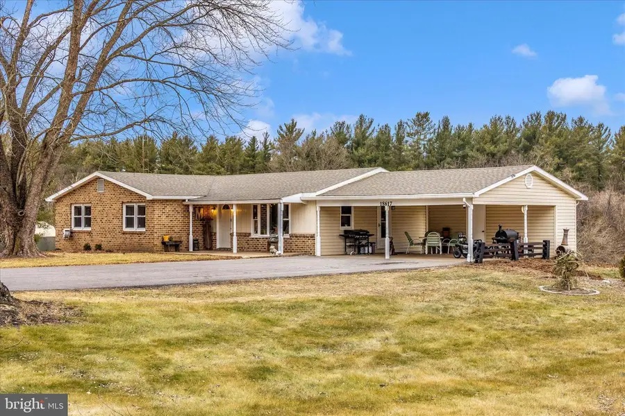 18617 Burnside Bridge Rd, Sharpsburg, MD 21782 - Image #3