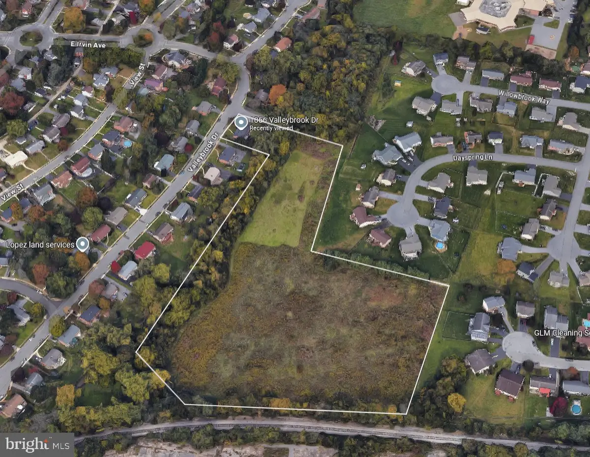 1056 Valleybrook Dr, Hagerstown, MD 21742 - Image #1