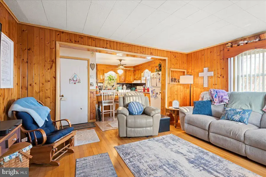 4537 Harpers Ferry Rd, Sharpsburg, MD 21782 - Image #2