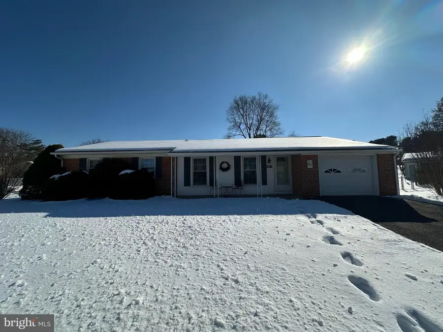 10829 Oak Valley Dr, Hagerstown, MD 21740 - #2