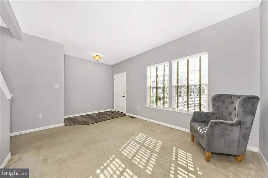 9427 Morning Dew Dr, Hagerstown, MD 21740 - #3