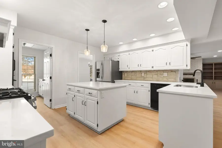 17903 Bluebell Ct, Hagerstown, MD 21740 - #3