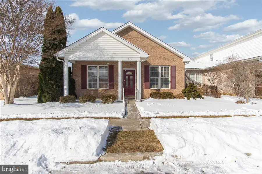 1845 Meridian Dr, Hagerstown, MD 21742 - #2