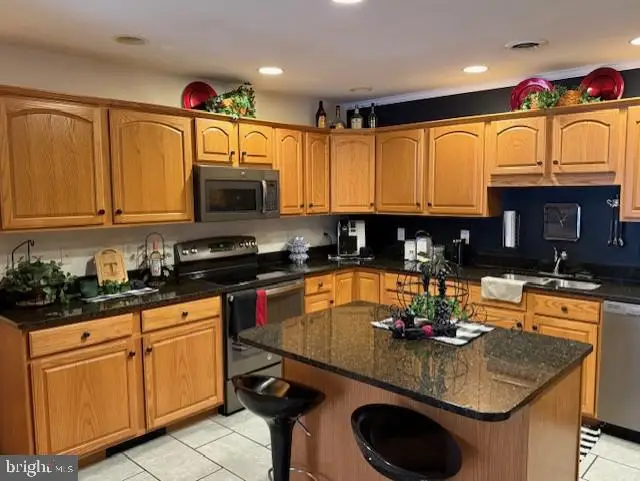 14040 Sweet Vale Dr, Hagerstown, MD 21742 - #2