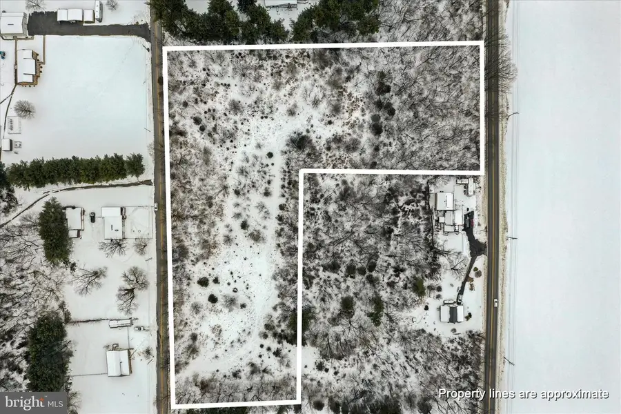 Pinehill Dr, Hagerstown, MD 21740 - #2