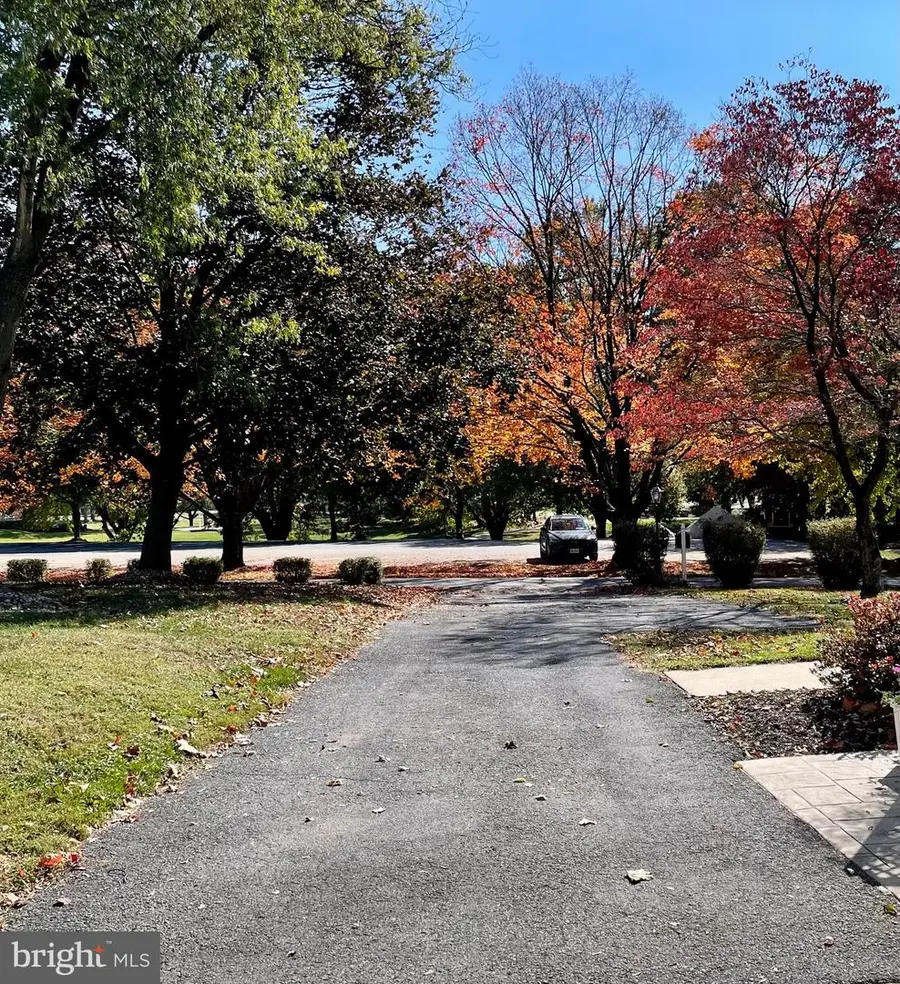 13230 Club Rd, Hagerstown, MD 21742 - #2