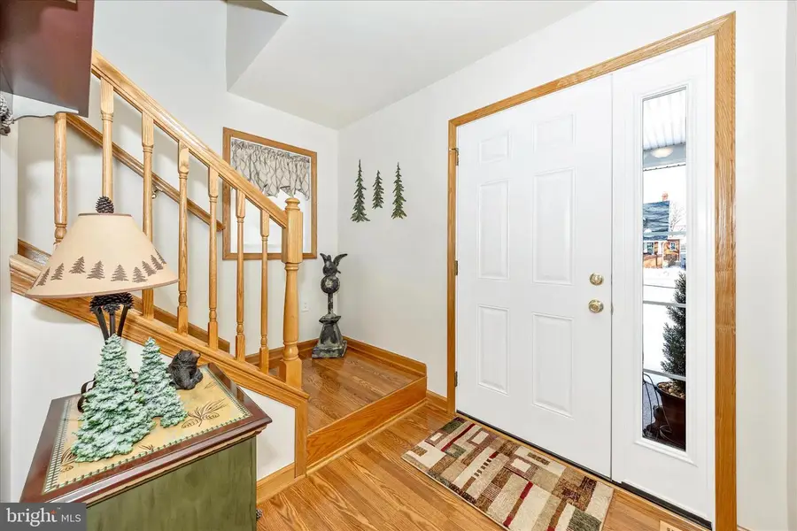 19327 Longmeadow Rd, Hagerstown, MD 21742 - #2