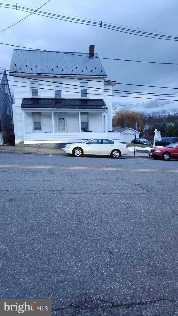 29 N Main St N, Smithsburg, MD 21783 - #1