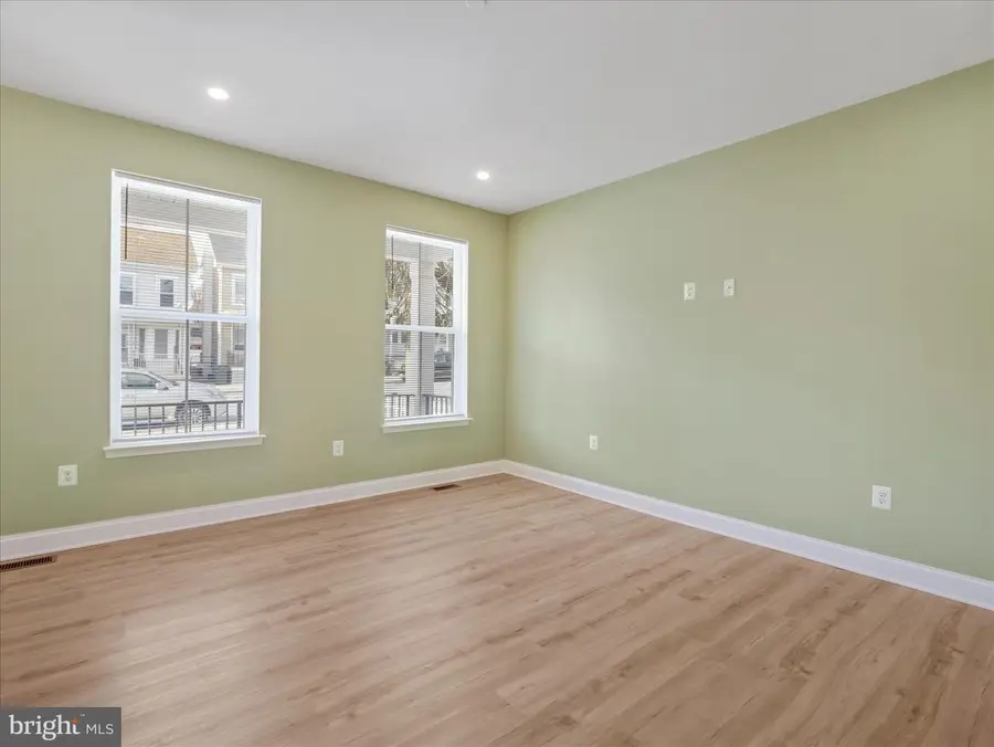 320 Linganore Ave, Hagerstown, MD 21740 - #3