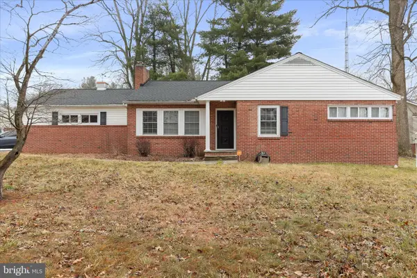 17901 Pin Oak Rd, HAGERSTOWN, MD 21740