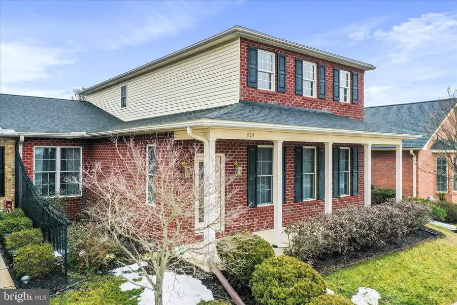 624 Trafalgar Dr, Hagerstown, MD 21742 - #3