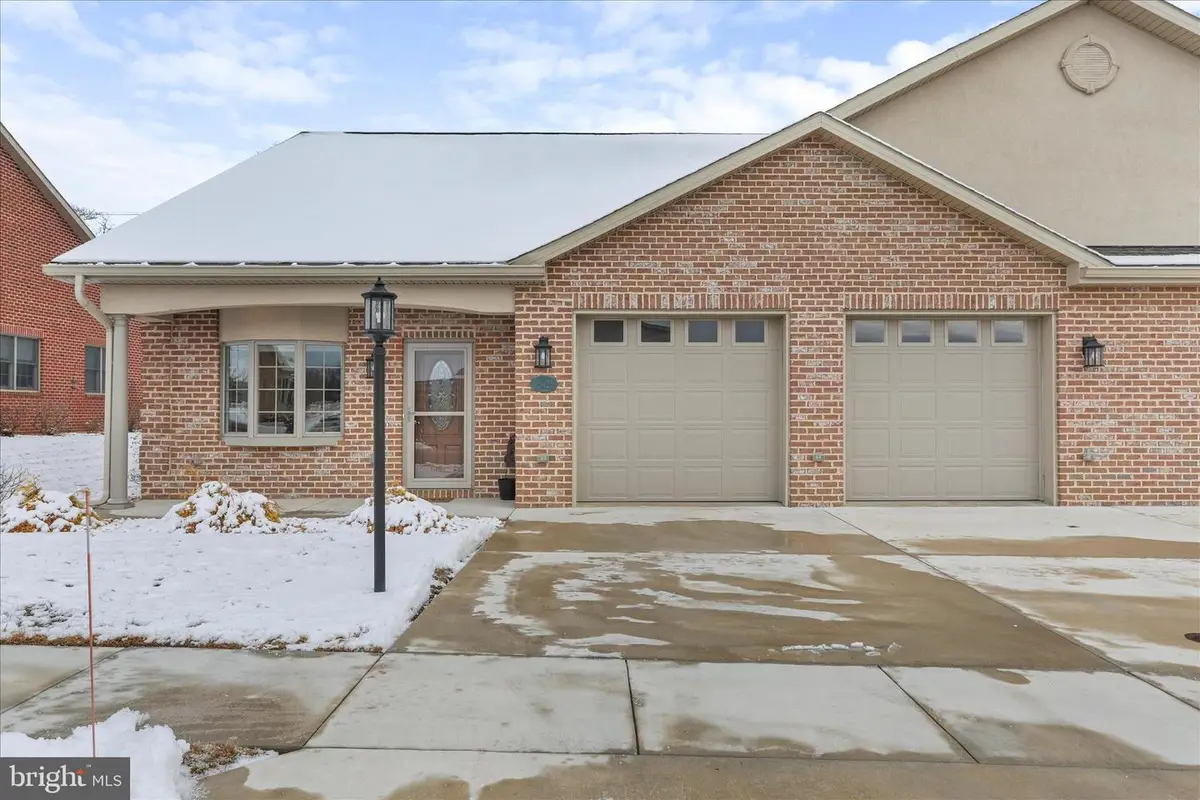 13428 Marquise Dr, Hagerstown, MD 21742 - #1