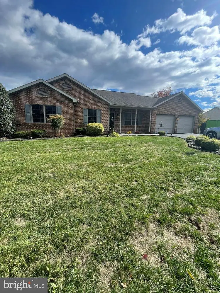 223 Montclair Ct, Hagerstown, MD 21742 - #1