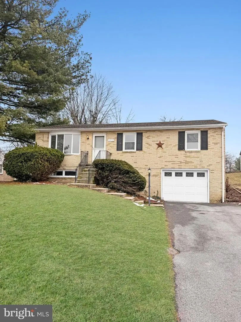 16835 Petmar Cir, Hagerstown, MD 21742 - #1