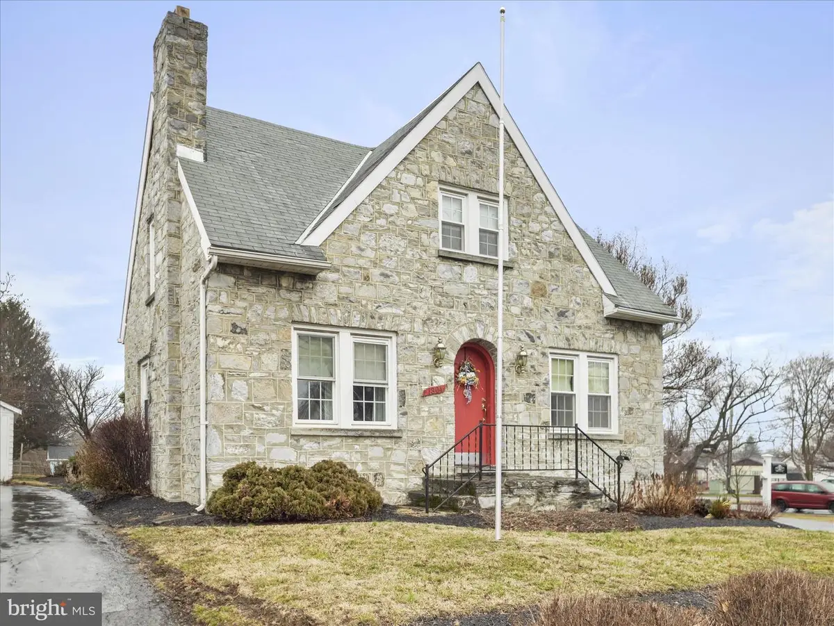 1304 Salem Ave, Hagerstown, MD 21740 - #1