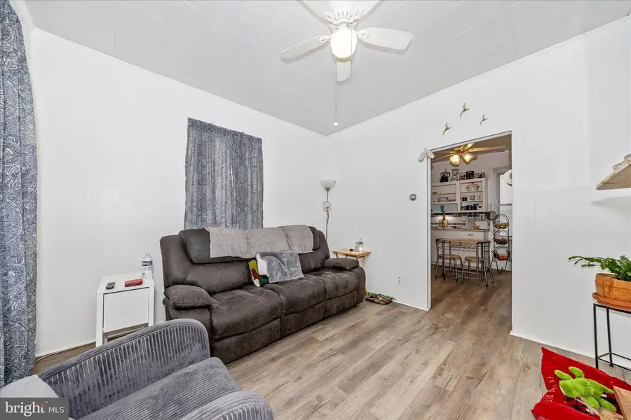 54 Winter St, Hagerstown, MD 21740 - #3