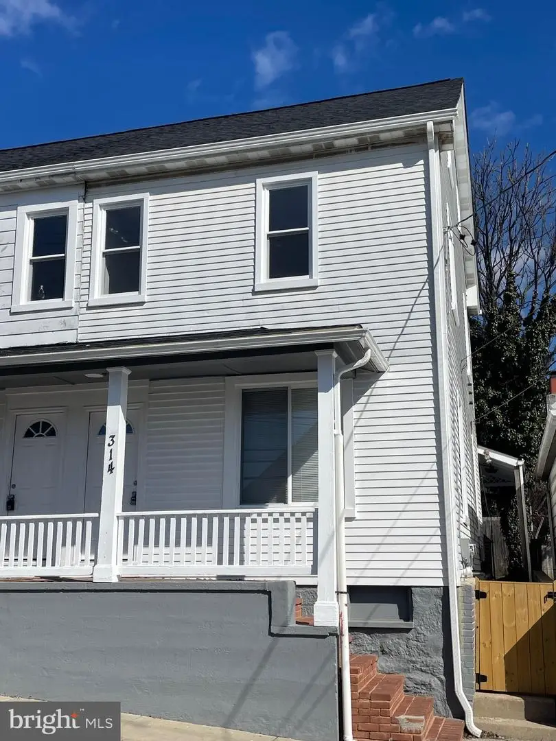 314 E Franklin St, Hagerstown, MD 21740 - #2