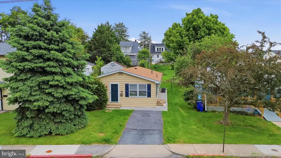 860 Pine St, Hagerstown, MD 21740 - #3
