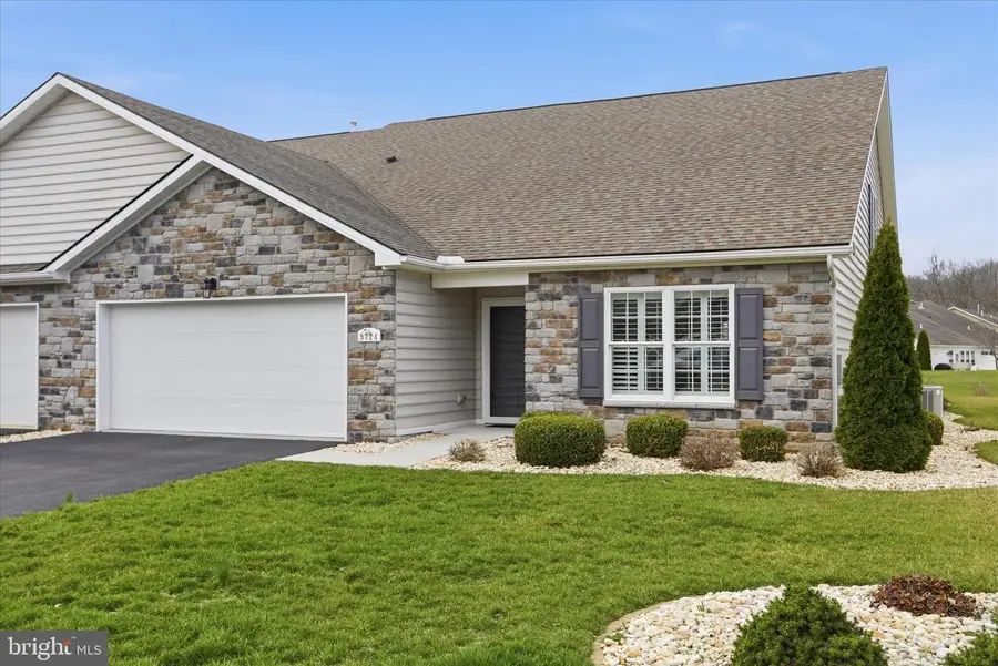 9724 Cobble Stone Ct #58, Hagerstown, MD 21740 - #2