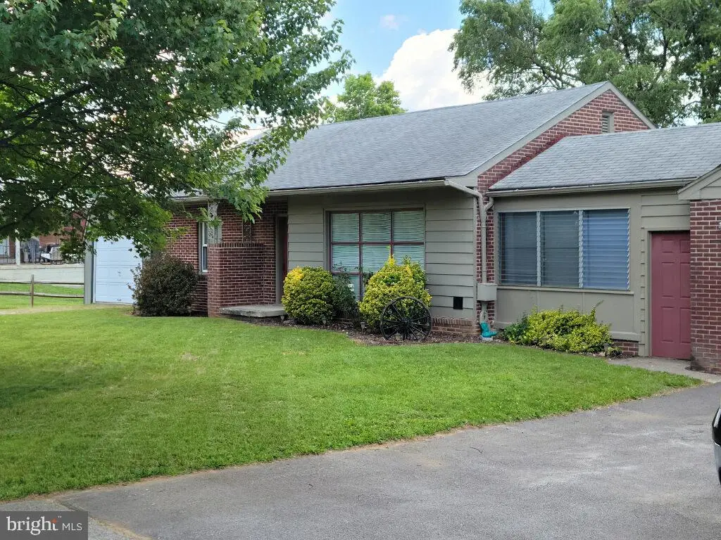 13517 Paradise Church Rd, Hagerstown, MD 21742 - #1