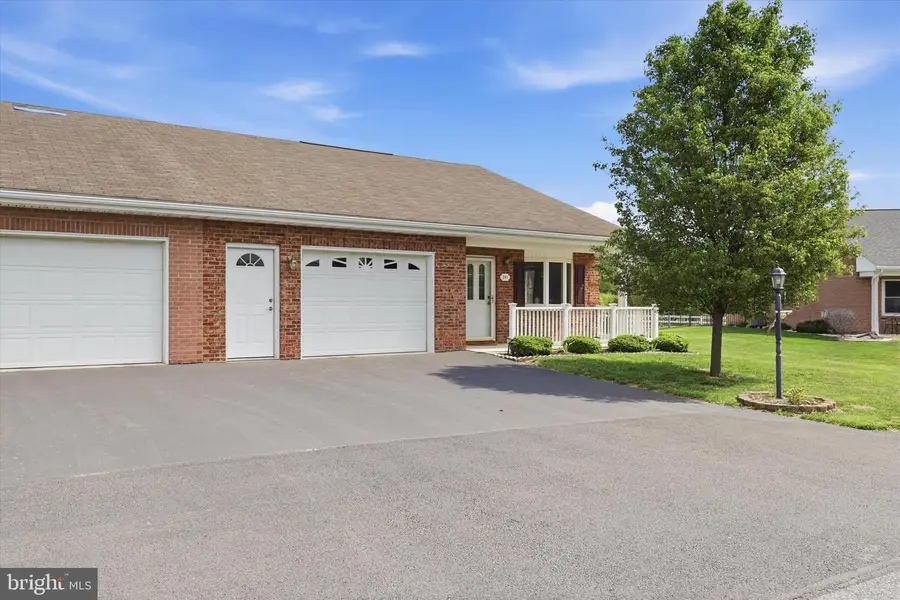 341 Winding Oak Dr, Hagerstown, MD 21740 - #3