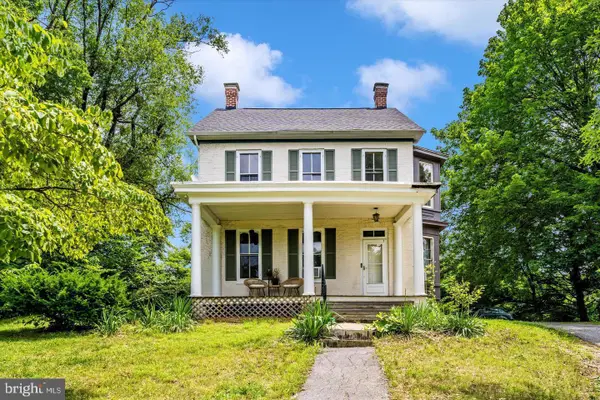 524 Virginia Avenue(2-unit) & Adjacent Lot, HAGERSTOWN, MD 21740