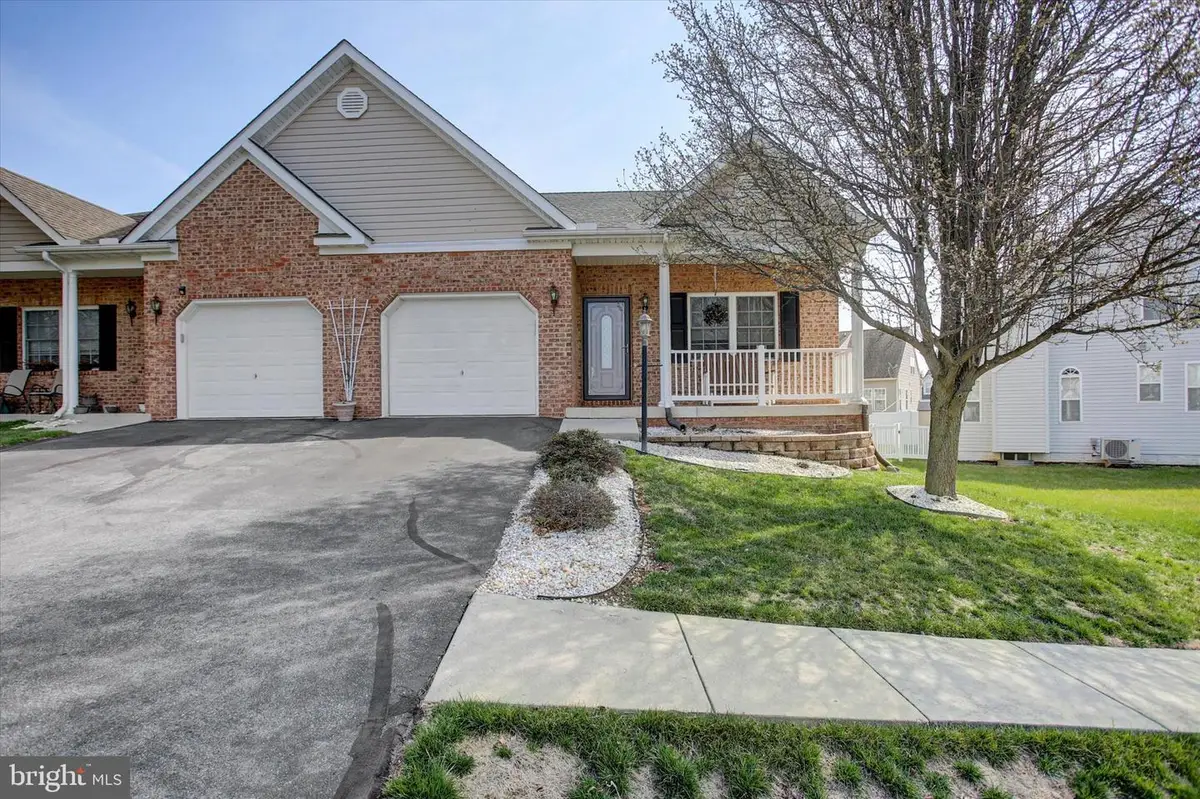 14217 Shelby Cir, Hagerstown, MD 21740 - #1
