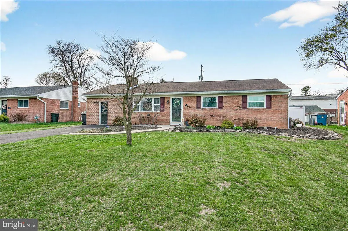 106 Harvard Rd, Hagerstown, MD 21742 - #1