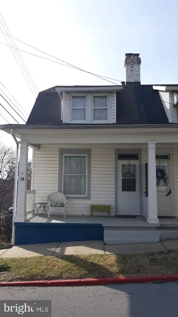 14 S High St, FUNKSTOWN, MD 21734