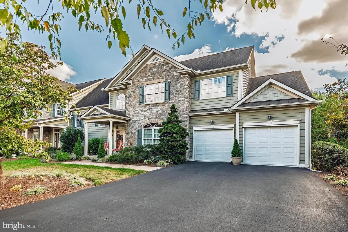 13056 Hawkins Cir, Hagerstown, MD 21742 - #1