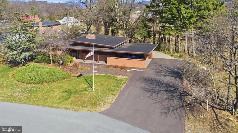 11903 Haven Hill Dr, Smithsburg, MD 21783 - #2