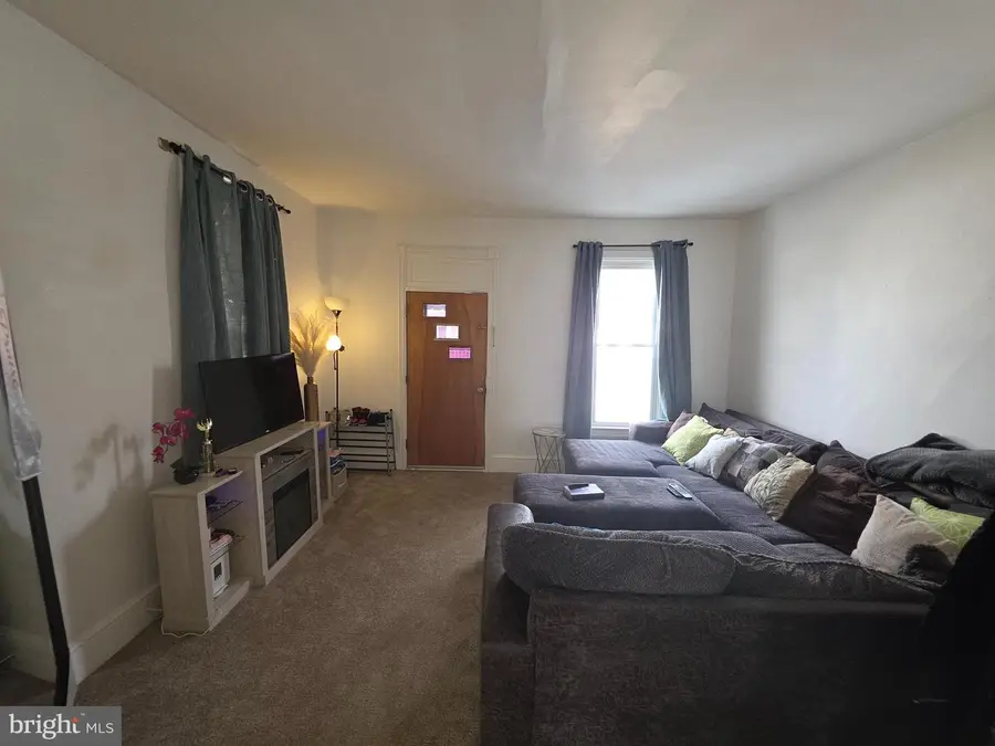127 E Lee St, Hagerstown, MD 21740 - #2