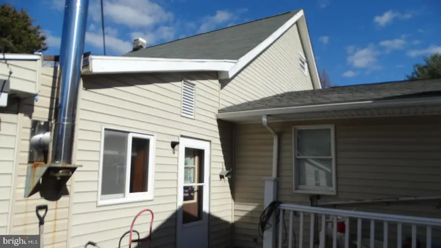 22209 Pondsville Rd, Hagerstown, MD 21742 - #2