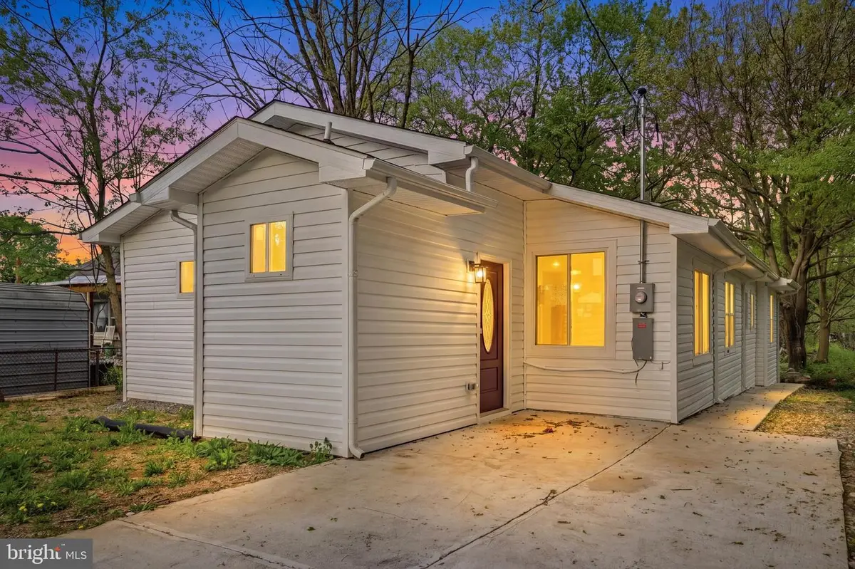 11901 Sun Valley Dr, Hagerstown, MD 21742 - #1