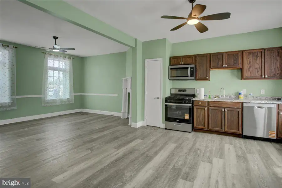 131 W Church St, Hagerstown, MD 21740 - #3