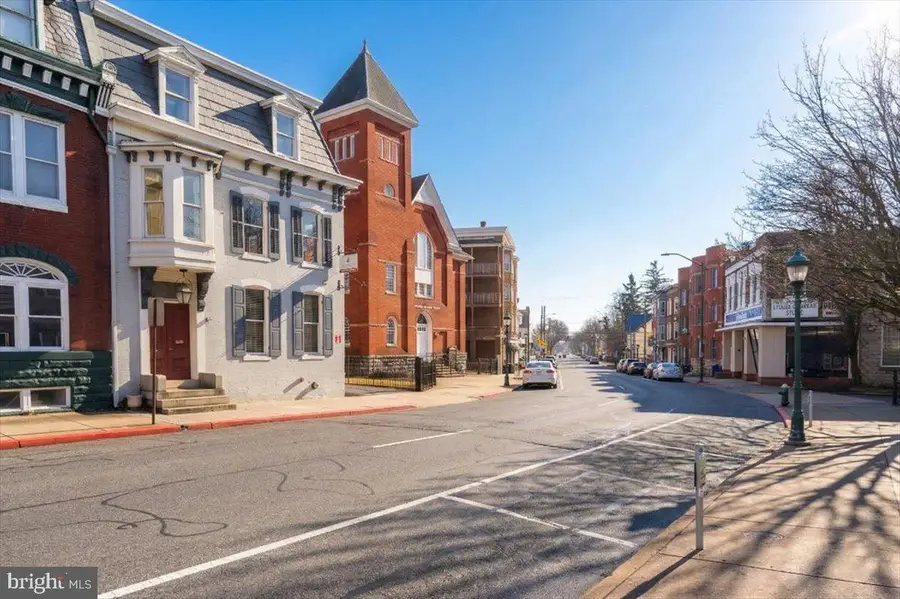 140 S Potomac St, Hagerstown, MD 21740 - #2