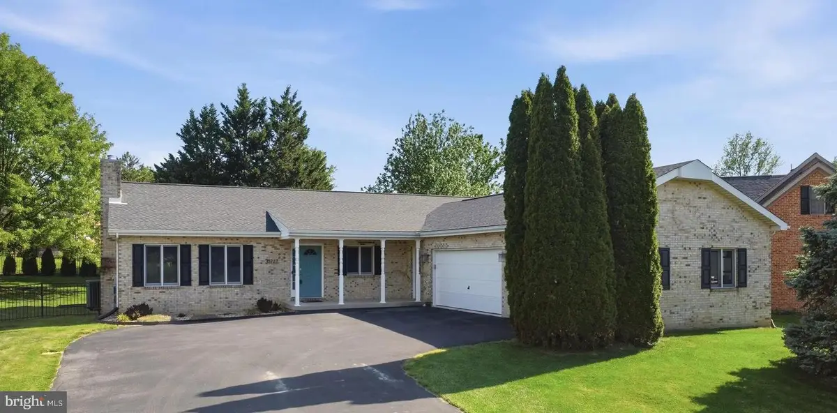 10727 Apple Tree Ln, Williamsport, MD 21795 - #1